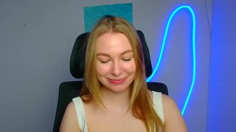 Emilia online show from 04/04/26, 05:49