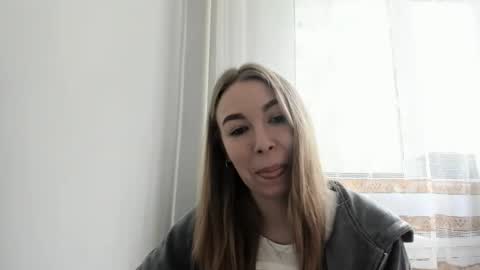 Emilia online show from 06/08/26, 05:30