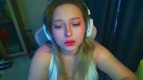 emiliaaah online show from 02/26/26, 09:19