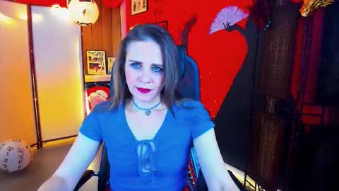 Snapshot of emiliabedy chatting on 11/30/25, 05:11 Emilia Bedy online show from 11/30/25, 05:11