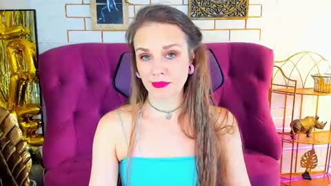 Emilia Bedy online show from 03/11/26, 09:37