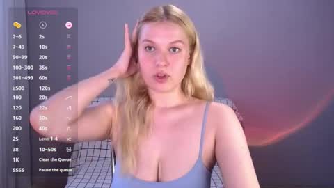 Snapshot of emiliaduchess chatting on 07/11/26, 02:20 Amili online show from 07/11/26, 02:20