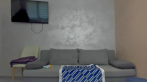 Emiliana online show from 04/24/26, 10:18