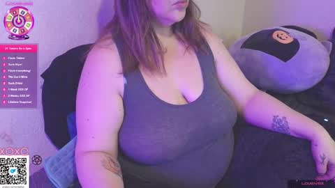 Snapshot of emiliefoxx chatting on 12/01/24, 04:51 emilie foxx online show from 12/01/24, 04:51