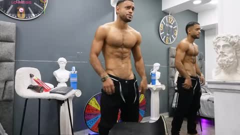 Snapshot of emilio_brandon chatting on 05/06/26, 10:53 Emilio online show from 05/06/26, 10:53