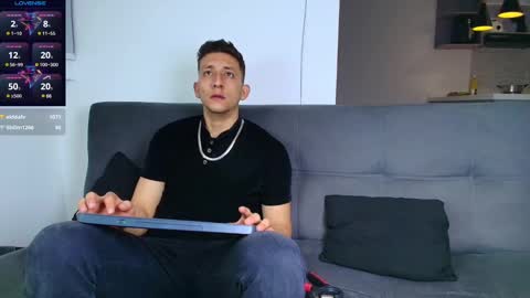EMILIOCUM online show from 02/12/25, 08:16