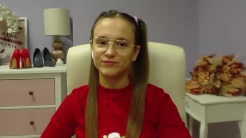 Emilly online show from 12/03/24, 07:32