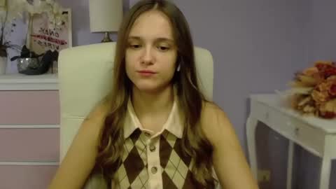 Emilly online show from 01/10/25, 10:50