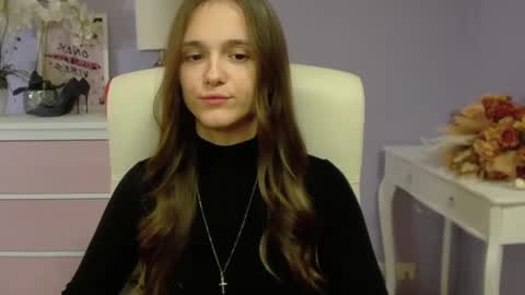 Emilly online show from 01/10/25, 01:52