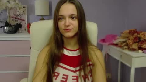 Emilly online show from 01/13/25, 07:32