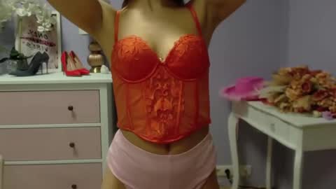 Emilly online show from 01/14/25, 10:48