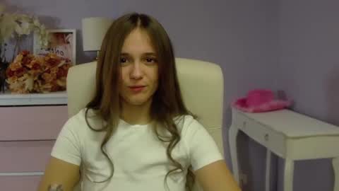 Emilly online show from 01/24/25, 07:41