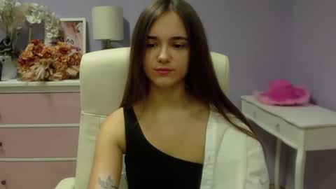 Emilly online show from 01/29/25, 07:46