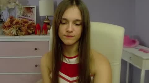 Emilly online show from 03/06/25, 10:52