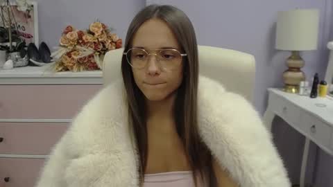 Emilly online show from 11/23/25, 03:01