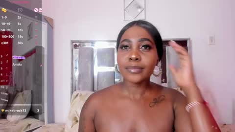 Emilly Roa online show from 02/11/26, 10:37