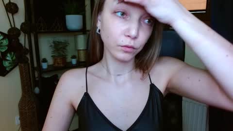 Emilly online show from 03/12/26, 11:49