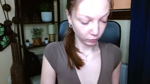 Emilly online show from 03/16/26, 06:39