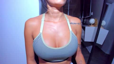 emilly online show from 02/15/26, 09:41