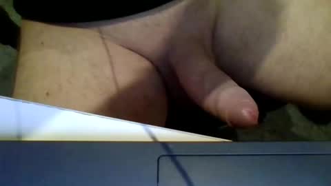 Snapshot of emilmirror chatting on 02/17/25, 05:25 emilmirror online show from 02/17/25, 05:25