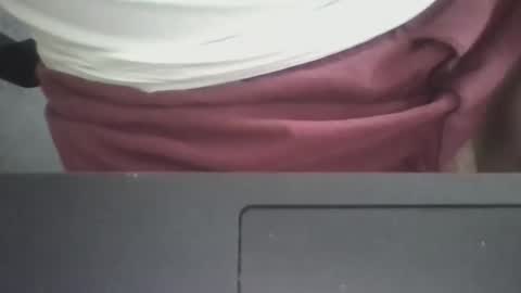 Snapshot of emilmirror chatting on 02/26/25, 01:30 emilmirror online show from 02/26/25, 01:30