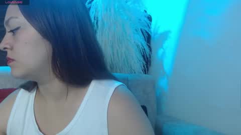 emily308876 online show from 06/03/26, 12:41