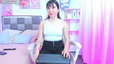 emily9__ online show from 03/11/26, 08:37
