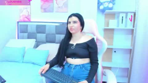 emily9__ online show from 03/27/26, 08:19