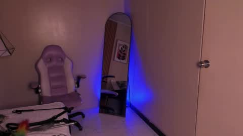              online show from 02/04/26, 07:31