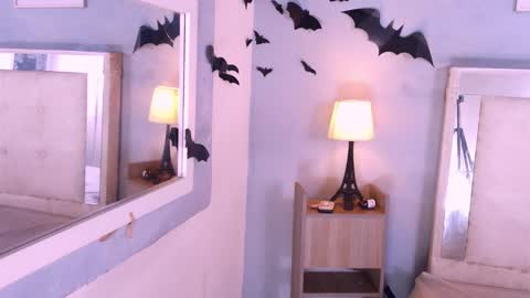 emily_castillo1_ online show from 11/05/25, 04:23