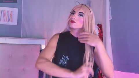 emily_castillo1_ online show from 03/01/26, 04:58