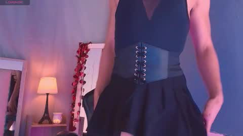 emily_castillo1_ online show from 03/04/26, 05:24