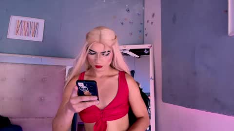 emily_castillo1_ online show from 07/12/26, 05:42