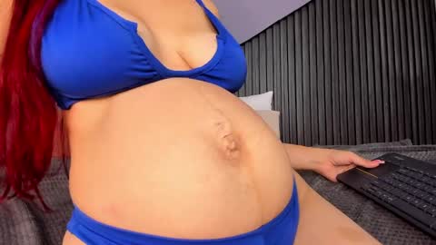 emily online show from 12/10/24, 06:49