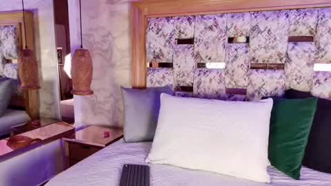 emily_dempsey online show from 02/12/26, 07:09