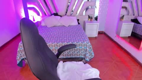 Emily online show from 02/03/25, 10:36