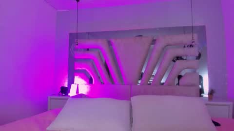 Emily online show from 09/10/25, 11:32