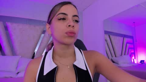 Emily online show from 12/03/25, 10:46