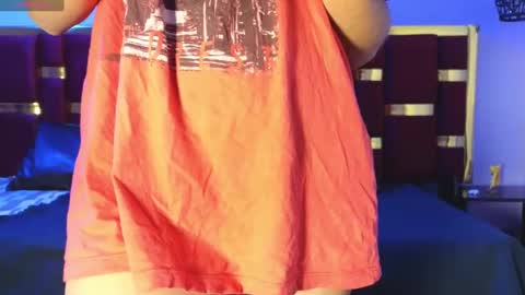 Snapshot of emily_fox_3 chatting on 02/05/25, 11:34 emily fox 3 online show from 02/05/25, 11:34