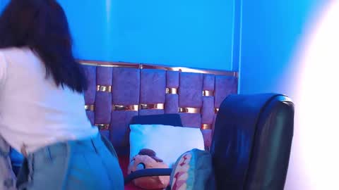 Snapshot of emily_fox_3 chatting on 09/09/25, 03:28 emily fox 3 online show from 09/09/25, 03:28