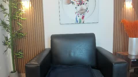 Snapshot of emily_frostt chatting on 07/15/26, 12:10 emily_frostt online show from 07/15/26, 12:10