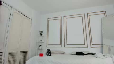 emily_gaviria1 online show from 03/28/26, 12:16