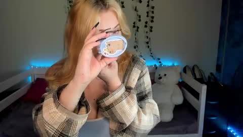 EMILY online show from 10/05/25, 09:51