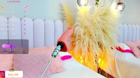 EMILY   Monday 5-2 am From Tuesday to Friday5-1 am Colombia time online show from 01/21/25, 12:57