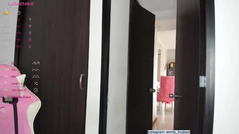 independet model online show from 12/04/24, 06:50