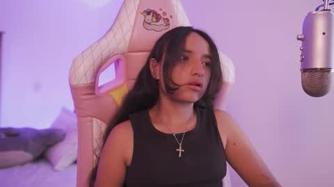 mily online show from 03/10/26, 10:04