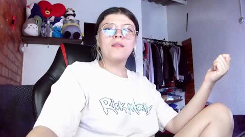 Julieta online show from 02/08/25, 04:14