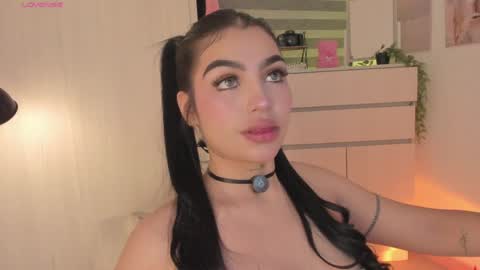 Snapshot of emily_kenner chatting on 05/17/26, 12:01 EmilyKenner Independent model online show from 05/17/26, 12:01