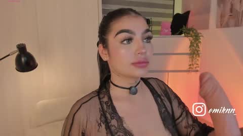 Snapshot of emily_kenner chatting on 06/05/26, 12:11 EmilyKenner Independent model online show from 06/05/26, 12:11