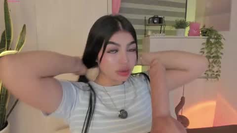 Snapshot of emily_kenner chatting on 07/02/26, 12:00 EmilyKenner Independent model online show from 07/02/26, 12:00